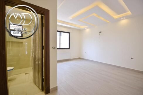 0bbecf28-0cdb-45c5-a422-d2a34a36d6ce ن