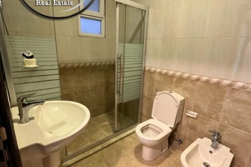 5b28ca7b-a31d-4339-8895-ace33c62b7aa ن