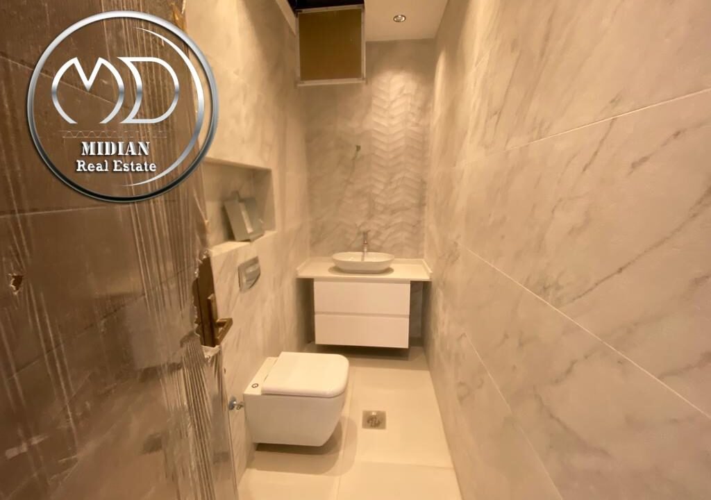 e1a5eccf-8d4f-4d56-b032-1e5dde2d610b