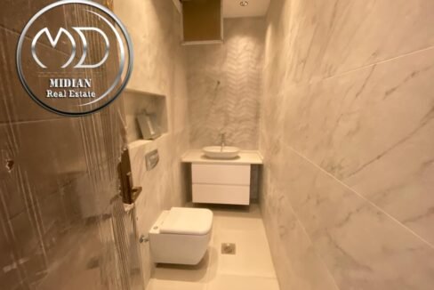 e1a5eccf-8d4f-4d56-b032-1e5dde2d610b