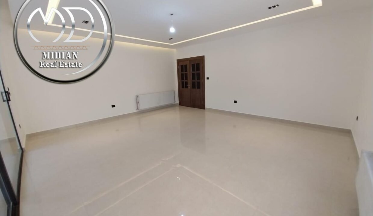 PHOTO-2023-03-01-00-25-01