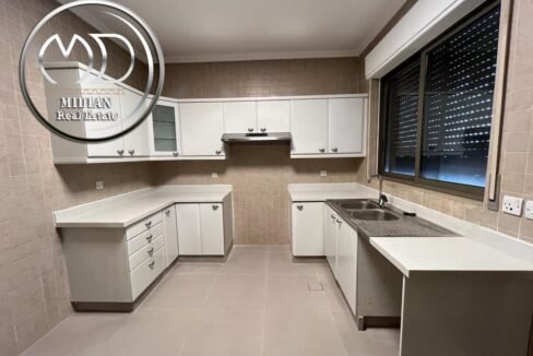 PHOTO-2024-04-08-17-49-28 (1) (1) (نسخ)