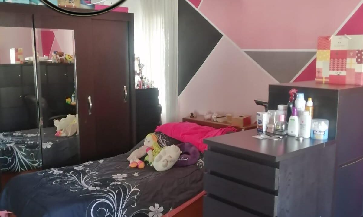 a7826208-dddf-43d0-8e03-a09928b5c8e5 ن