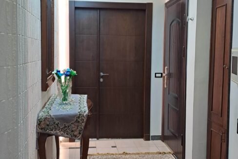 9e9bf1c4-b24c-4781-b3cd-4c7c709735db ن