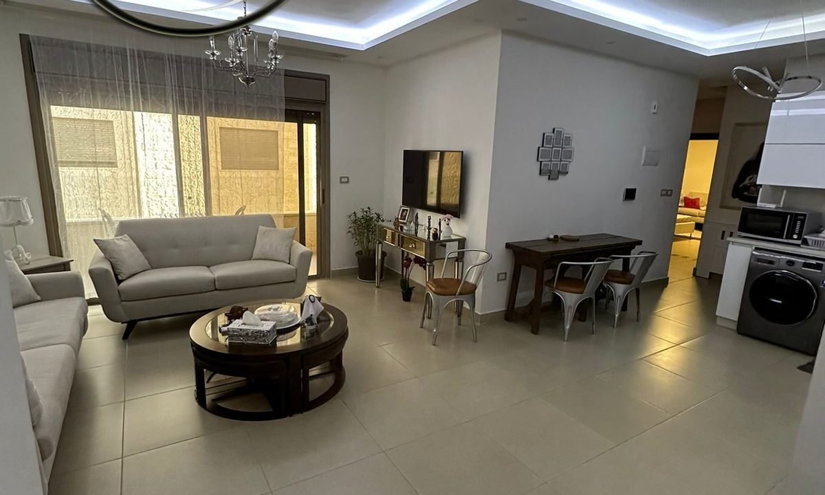 d4ef6482-8f47-4583-8a1e-1074b237f9f7 ن