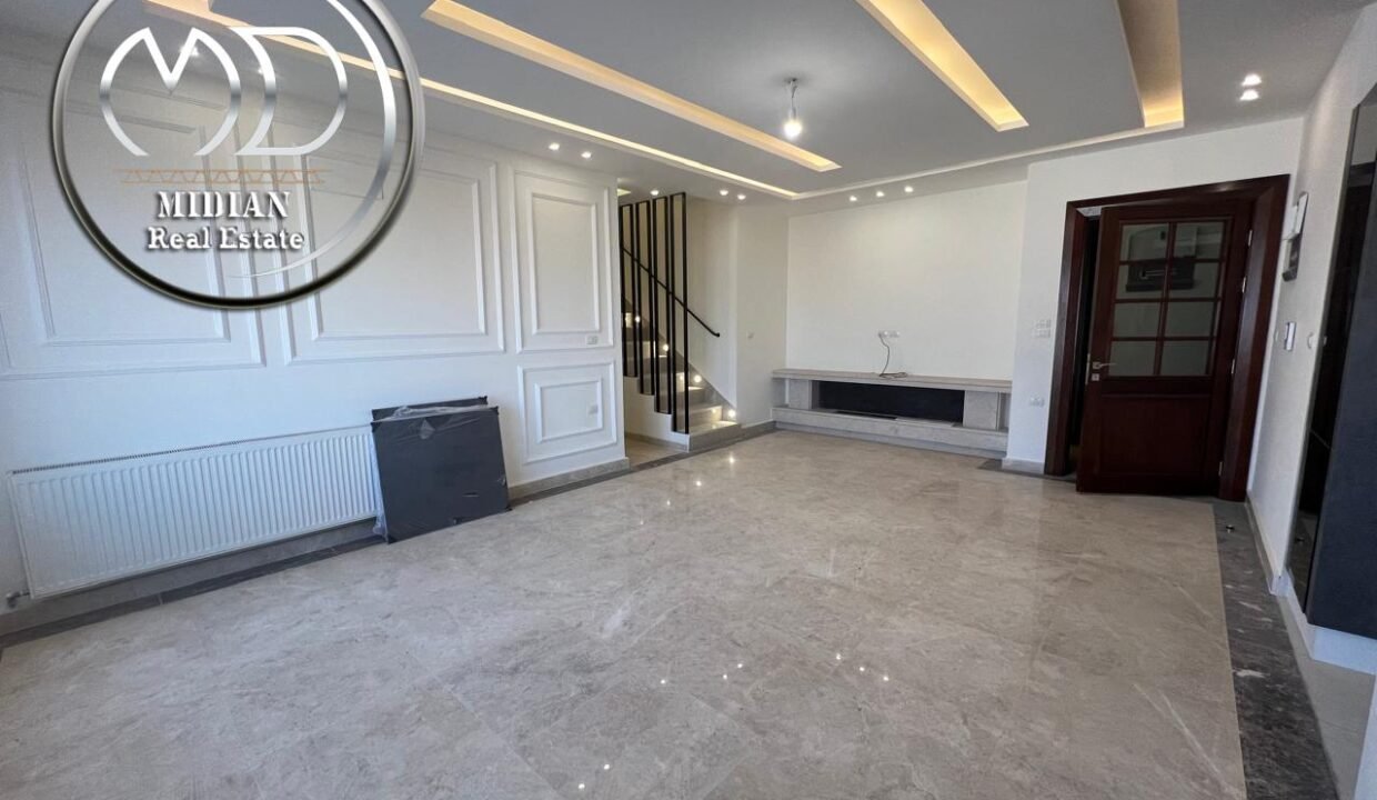 PHOTO-2024-10-08-19-38-04 (8) (1) (نسخ)