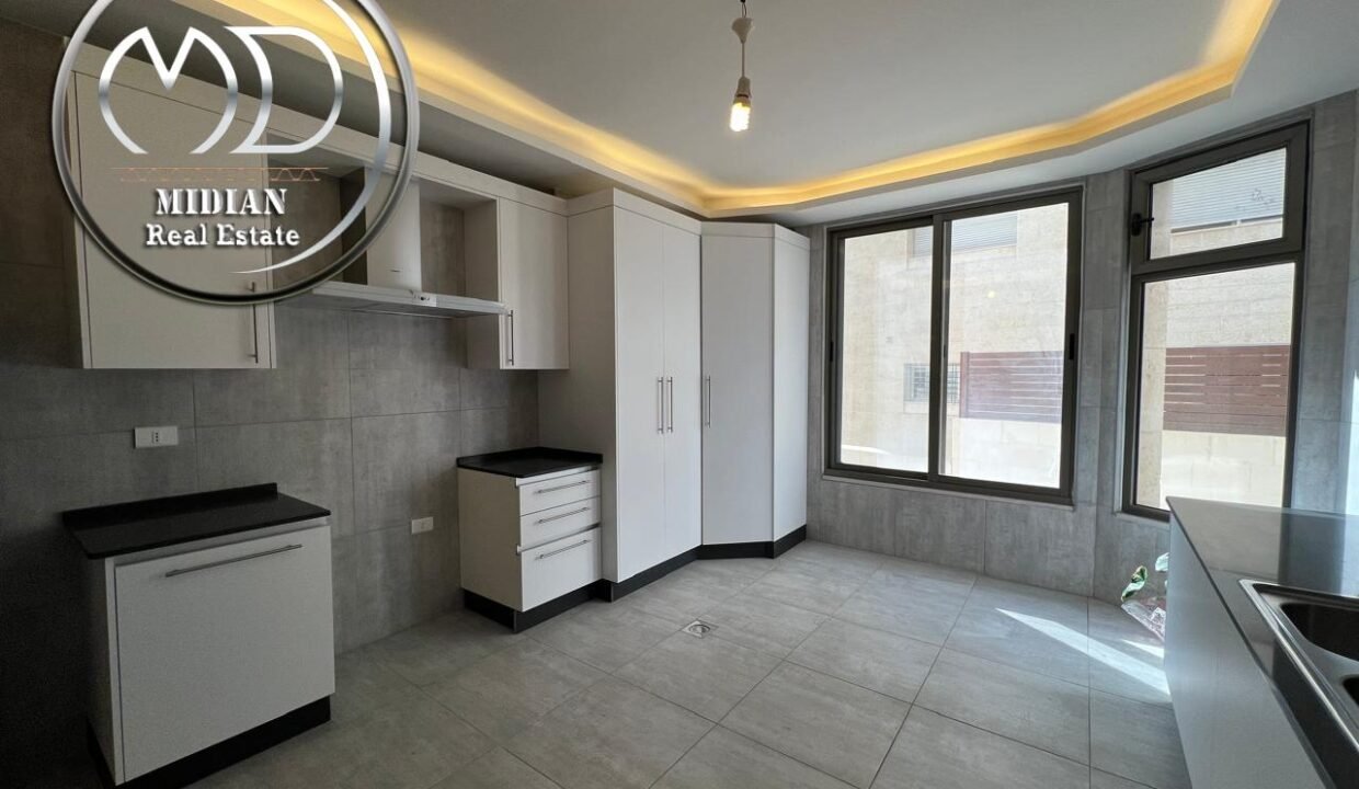 PHOTO-2024-12-19-19-15-10 (4) ن