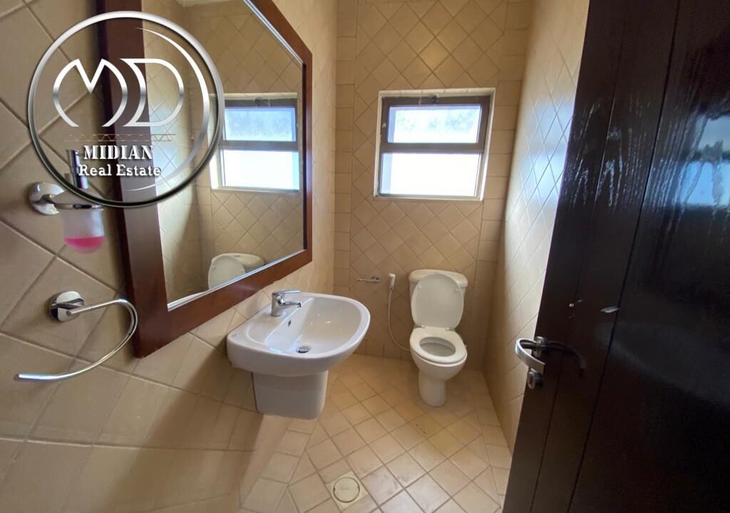 deaaa6dd-89f2-42a4-be3f-e3a4fb20eee6