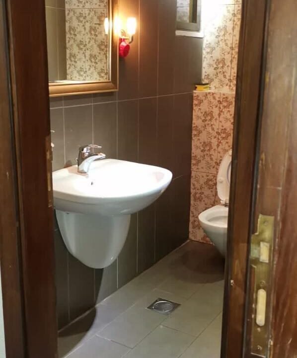 PHOTO-2025-05-01-18-28-28 (نسخ)